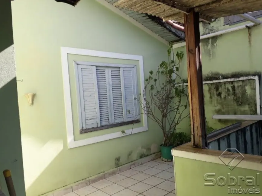 Foto 2 de Casa com 2 quartos à venda, 200m2 em Vila Mazzei, São Paulo - SP