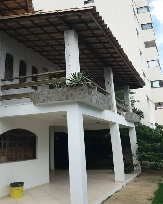 Foto 1 de Casa com 4 quartos à venda, 362m2 em Jardim Placaford, Salvador - BA