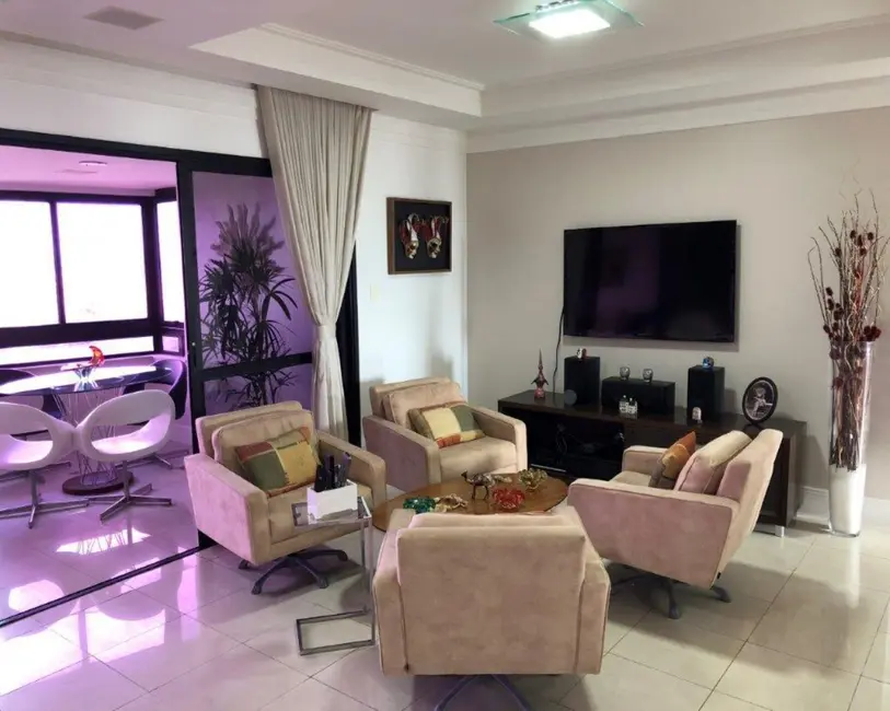 Foto 1 de Apartamento com 4 quartos para alugar, 195m2 em Horto Florestal, Salvador - BA