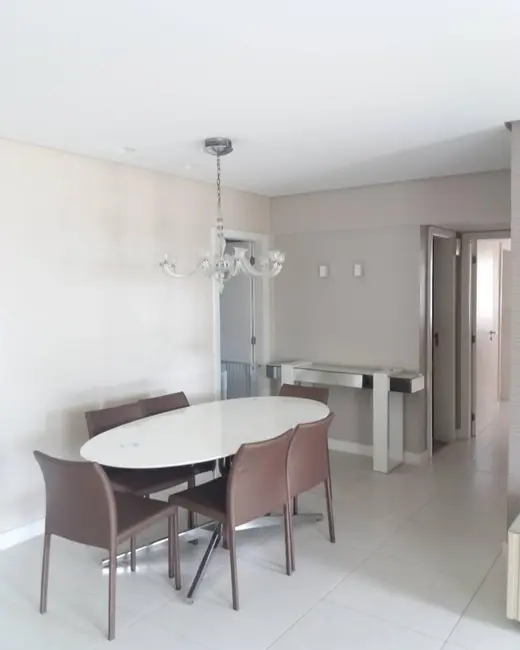 Foto 2 de Apartamento com 3 quartos para alugar, 97m2 em Armação, Salvador - BA