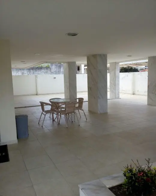 Foto 2 de Apartamento com 3 quartos à venda, 80m2 em Costa Azul, Salvador - BA