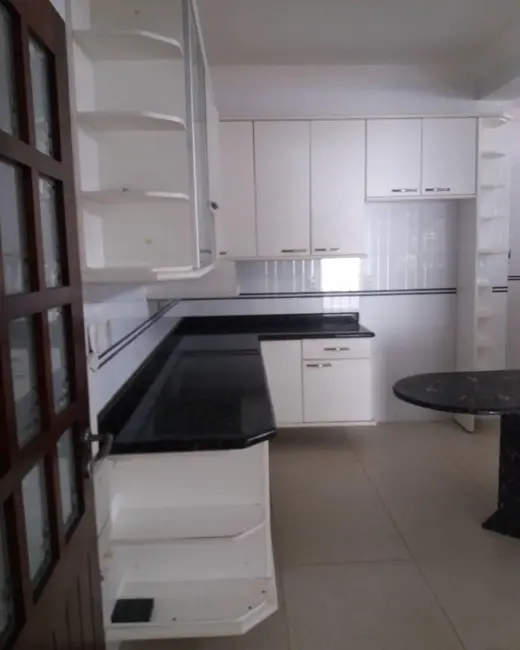 Foto 2 de Casa com 3 quartos à venda e para alugar, 700m2 em Jaguaribe, Salvador - BA