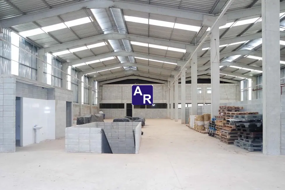 Foto 6 de Armazém / Galpão à venda, 2500m2 em Potuverá, Itapecerica Da Serra - SP