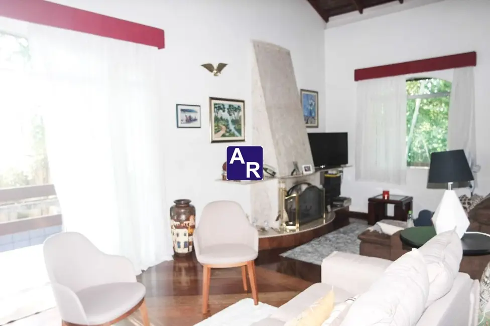 Foto 2 de Casa com 5 quartos à venda e para alugar, 500m2 em Chácaras Ana Lúcia, Embu Das Artes - SP