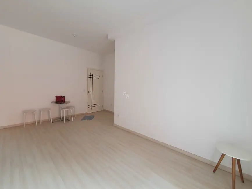 Apartamento com 3 quartos para alugar, 90m2 em Granja Viana, Cotia - SP - imagem 8 Foto 8 de Apartamento com 3 quartos para alugar, 90m2 em Granja Viana, Cotia - SP