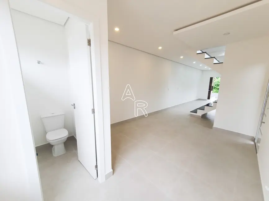 Foto 4 de Casa com 3 quartos à venda, 96m2 em Cotia - SP