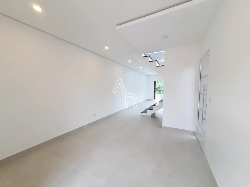 Foto 3 de Casa com 3 quartos à venda, 96m2 em Cotia - SP