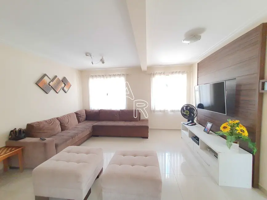 Foto 6 de Casa com 3 quartos à venda, 134m2 em Parque Ipê, São Paulo - SP