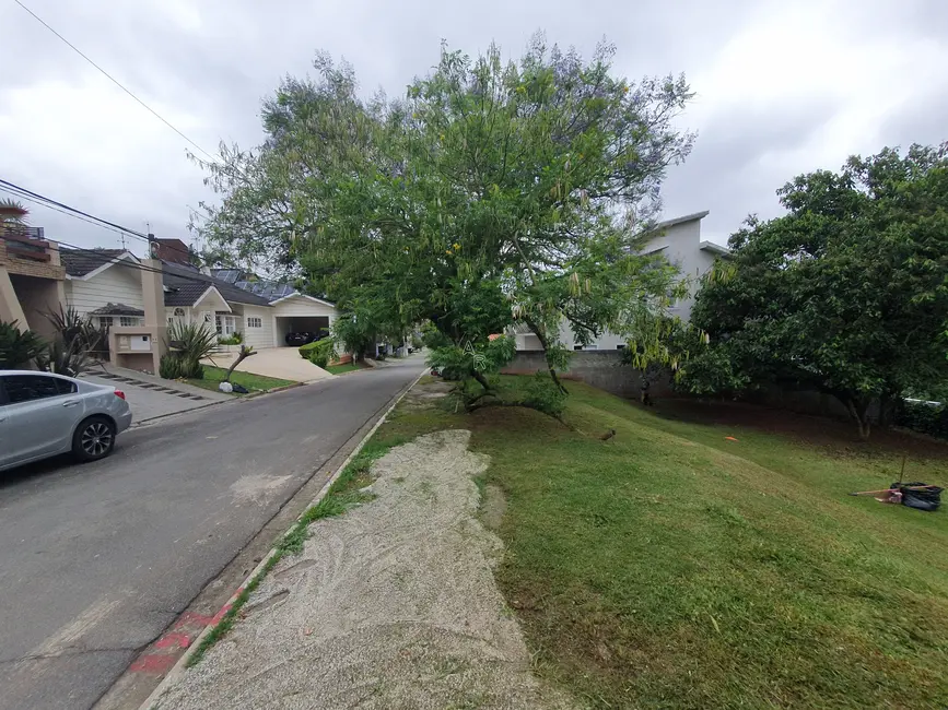 Foto 1 de Terreno / Lote à venda, 588m2 em San Diego Park, Cotia - SP