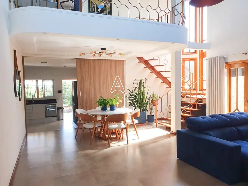 Foto 3 de Casa com 3 quartos à venda, 295m2 em Chácara das Rosas, Cotia - SP