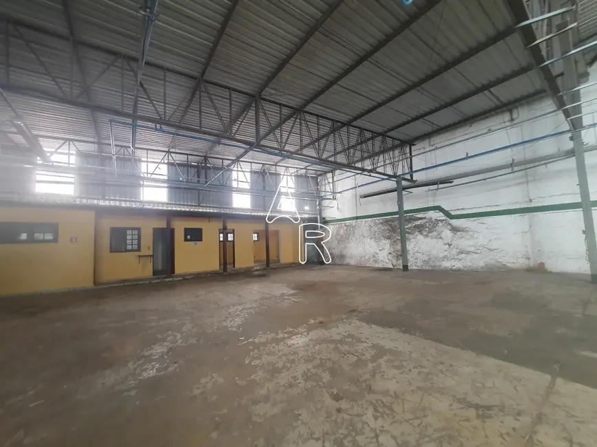 Foto 8 de Armazém / Galpão à venda, 320m2 em Jardim Rebelato, Cotia - SP