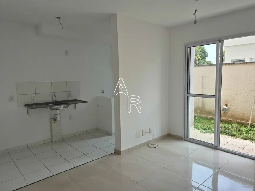 Foto 1 de Apartamento com 2 quartos à venda, 42m2 em Graça, Cotia - SP