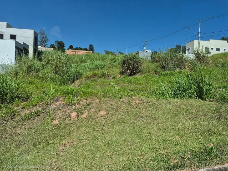 Foto 2 de Terreno / Lote à venda, 233m2 em Cotia - SP
