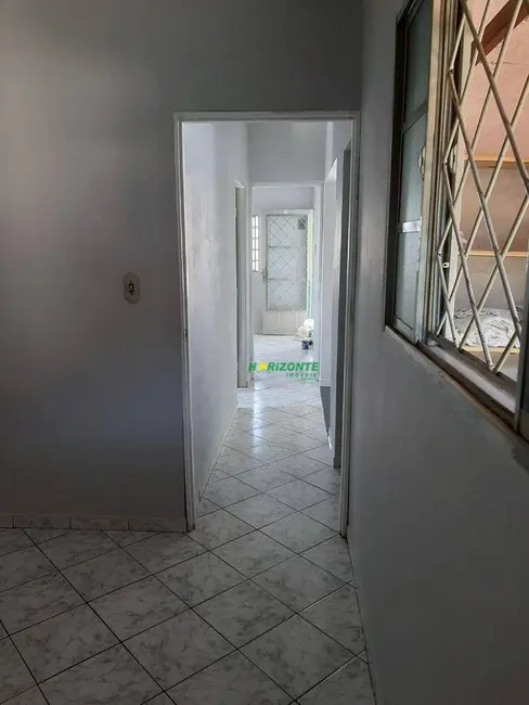 Foto 1 de Casa com 2 quartos à venda, 300m2 em Sao Jose Dos Campos - SP