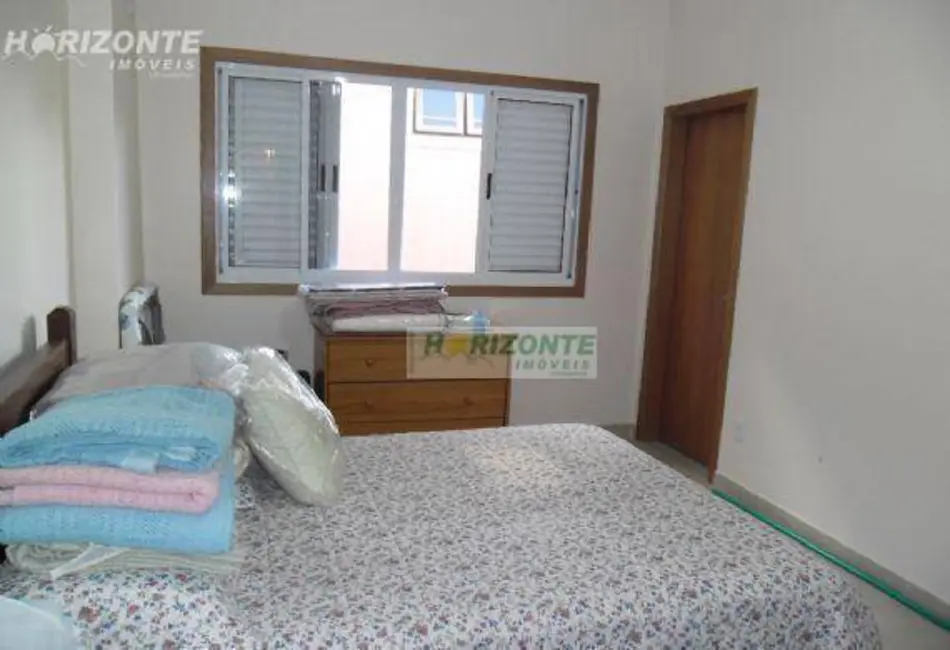 Foto 2 de Casa de Condomínio com 4 quartos à venda, 250m2 em Sao Jose Dos Campos - SP