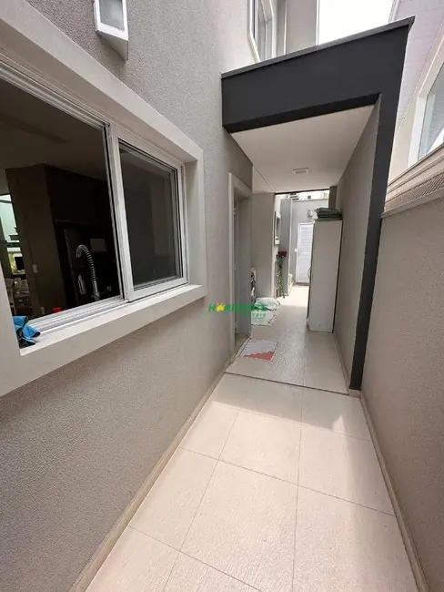 Foto 2 de Casa de Condomínio com 3 quartos à venda, 250m2 em Sao Jose Dos Campos - SP