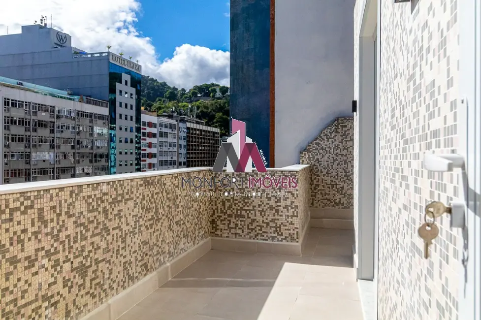 Foto 3 de Apartamento com 3 quartos à venda, 135m2 em Copacabana, Rio De Janeiro - RJ