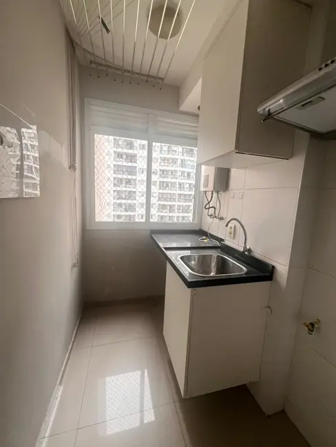 Foto 4 de Apartamento com 3 quartos para alugar, 90m2 em Rio De Janeiro - RJ