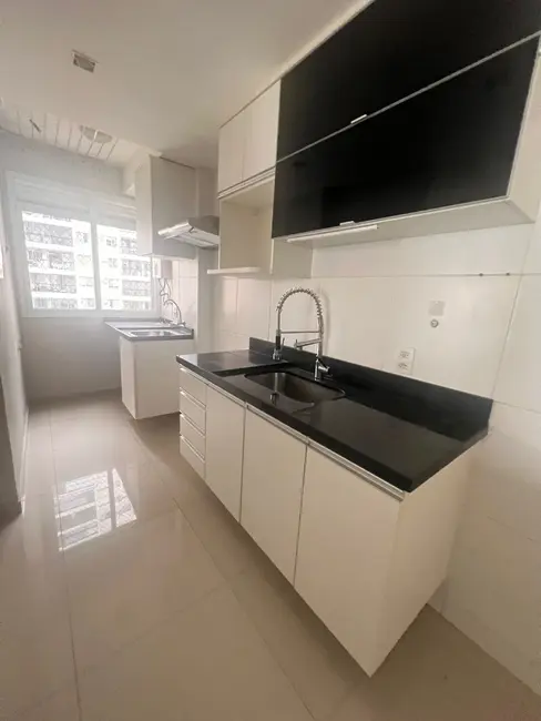 Foto 3 de Apartamento com 3 quartos para alugar, 90m2 em Rio De Janeiro - RJ