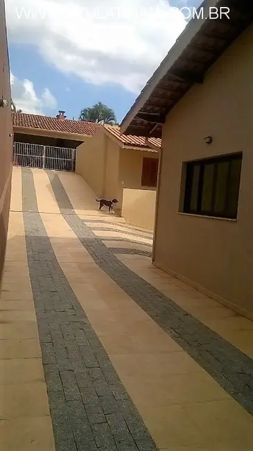 Foto 3 de Casa com 5 quartos à venda, 362m2 em Atibaia - SP