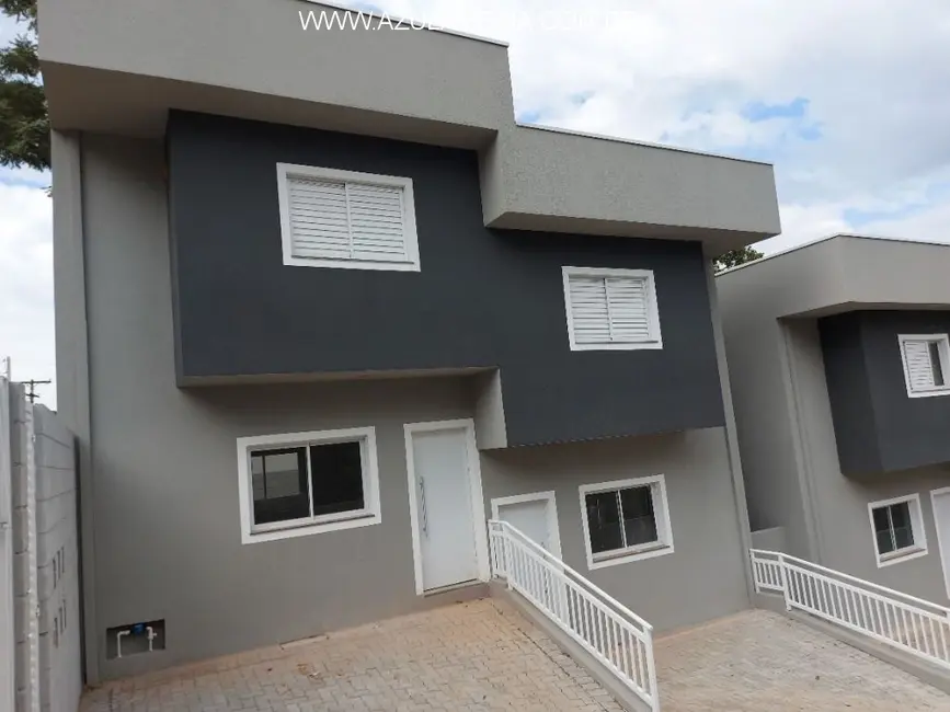 Foto 2 de Casa de Condomínio com 2 quartos à venda, 63m2 em Jardim Santo Antônio, Atibaia - SP