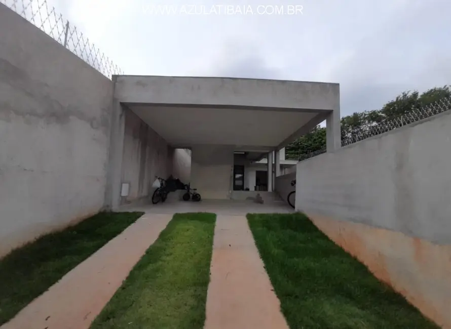 Casa com 3 quartos à venda, 240m2 em Atibaia - SP - imagem 2 Foto 2 de Casa com 3 quartos à venda, 240m2 em Atibaia - SP