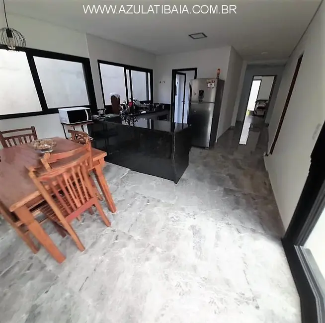 Casa com 3 quartos à venda, 240m2 em Atibaia - SP - imagem 4 Foto 4 de Casa com 3 quartos à venda, 240m2 em Atibaia - SP