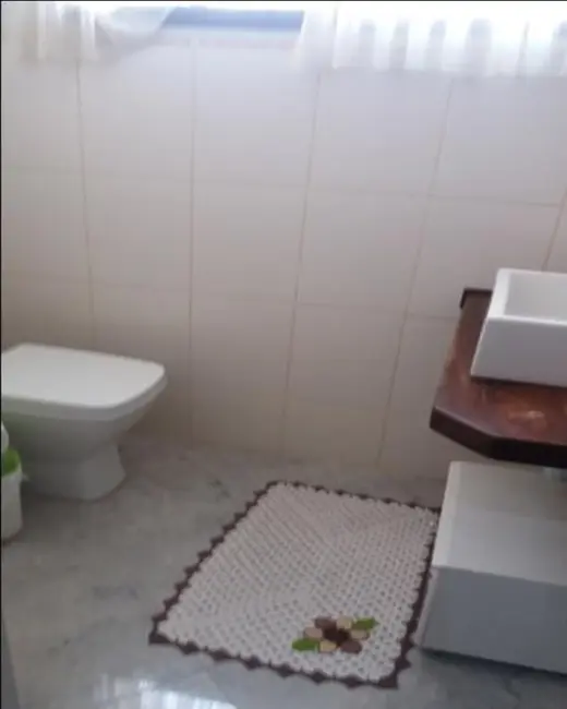 Casa com 3 quartos à venda, 184m2 em Jardim das Cerejeiras, Atibaia - SP - imagem 8 Foto 8 de Casa com 3 quartos à venda, 184m2 em Jardim das Cerejeiras, Atibaia - SP