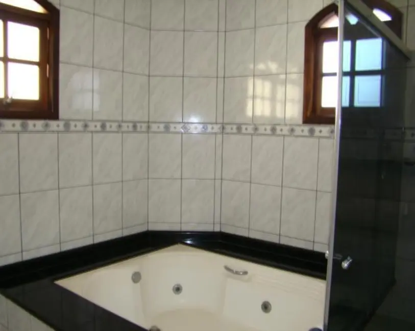 Casa com 3 quartos à venda, 450m2 em Atibaia - SP - imagem 8 Foto 8 de Casa com 3 quartos à venda, 450m2 em Atibaia - SP