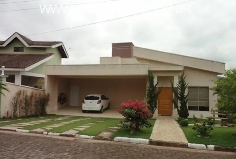 Casa de Condomínio com 3 quartos à venda, 350m2 em Atibaia - SP - imagem 1 Foto 1 de Casa de Condomínio com 3 quartos à venda, 350m2 em Atibaia - SP
