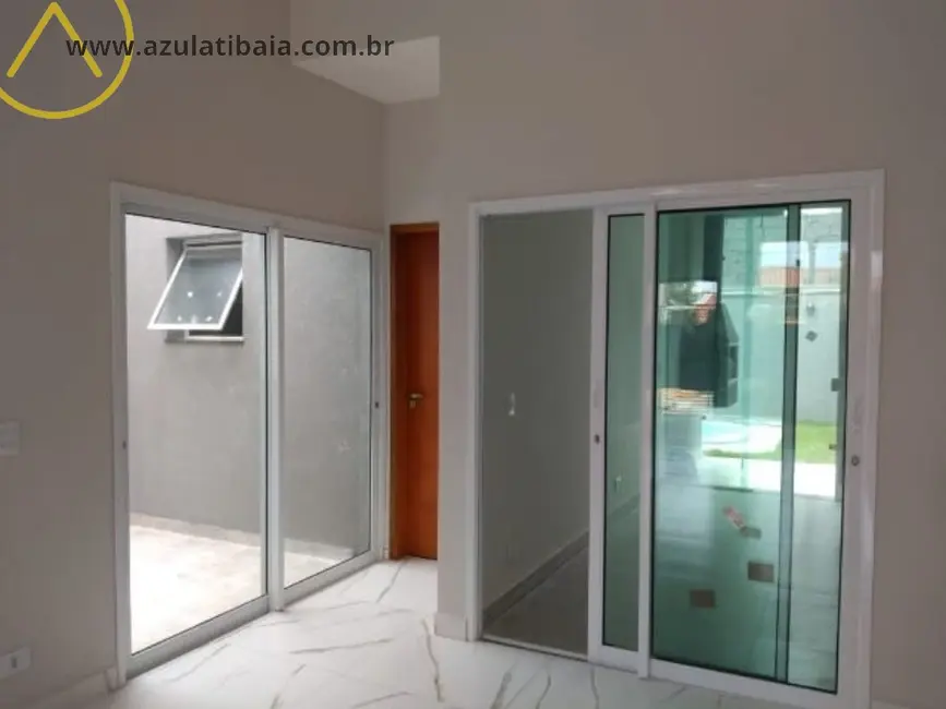 Foto 8 de Casa com 3 quartos à venda, 130m2 em Nova Cerejeira, Atibaia - SP