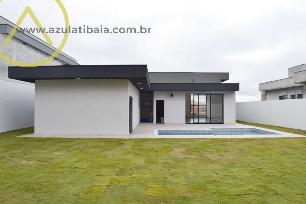 Casa de Condomínio com 3 quartos à venda, 240m2 em Condomínio Residencial Shamballa III, Atibaia - SP - imagem 4 Foto 4 de Casa de Condomínio com 3 quartos à venda, 240m2 em Condomínio Residencial Shamballa III, Atibaia - SP