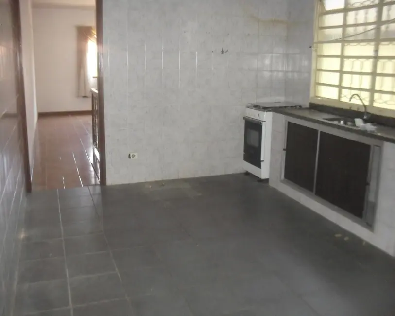 Foto 6 de Casa com 2 quartos à venda, 85m2 em Jardim Alvinópolis, Atibaia - SP