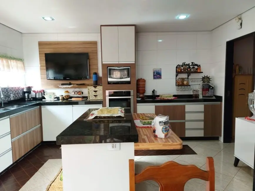 Casa com 3 quartos à venda, 350m2 em Jardim Paulista, Atibaia - SP - imagem 6 Foto 6 de Casa com 3 quartos à venda, 350m2 em Jardim Paulista, Atibaia - SP