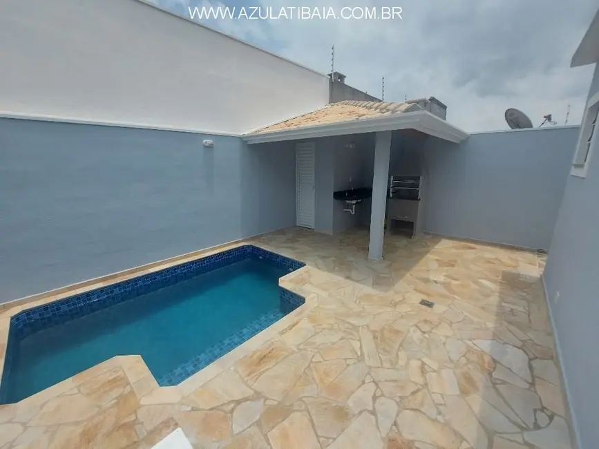 Foto 2 de Casa com 3 quartos à venda, 110m2 em Nova Cerejeira, Atibaia - SP