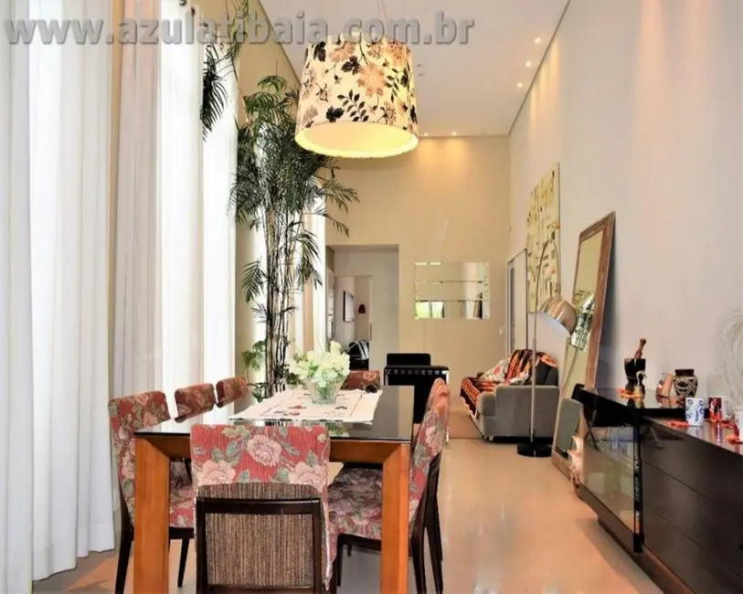 Foto 4 de Casa com 3 quartos à venda, 260m2 em Atibaia - SP