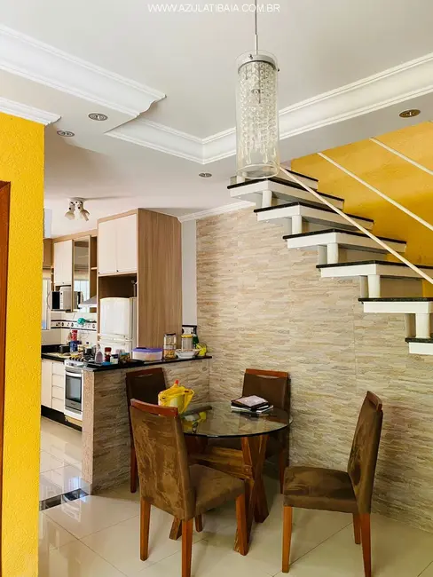 Foto 6 de Casa com 4 quartos à venda, 200m2 em Nova Cerejeira, Atibaia - SP