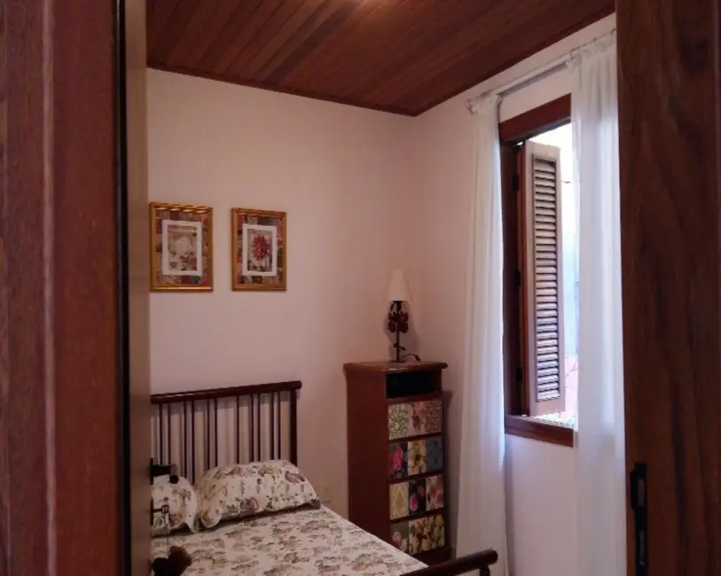 Foto 9 de Casa de Condomínio com 4 quartos à venda, 320m2 em Vila Santista, Atibaia - SP