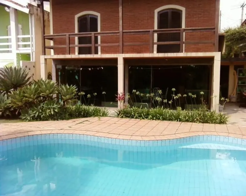 Casa com 3 quartos à venda, 270m2 em Jardim Paulista, Atibaia - SP - imagem 1 Foto 1 de Casa com 3 quartos à venda, 270m2 em Jardim Paulista, Atibaia - SP