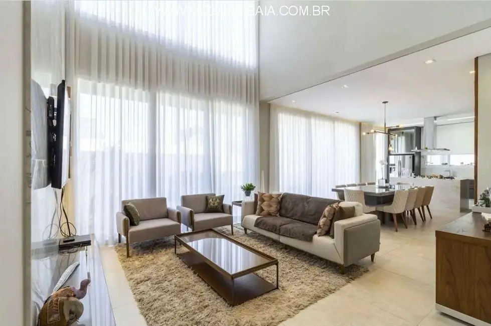 Casa de Condomínio com 4 quartos à venda, 320m2 em Atibaia - SP - imagem 7 Foto 7 de Casa de Condomínio com 4 quartos à venda, 320m2 em Atibaia - SP