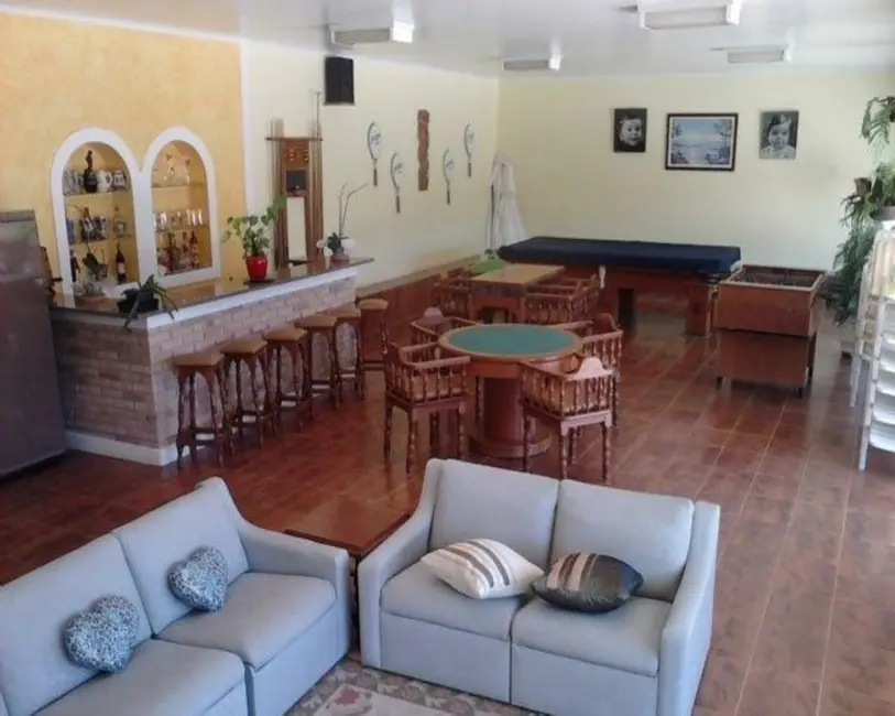 Foto 2 de Casa com 3 quartos à venda, 500m2 em Atibaia - SP