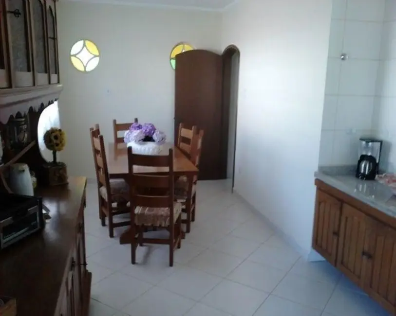 Foto 3 de Casa com 3 quartos à venda, 500m2 em Atibaia - SP