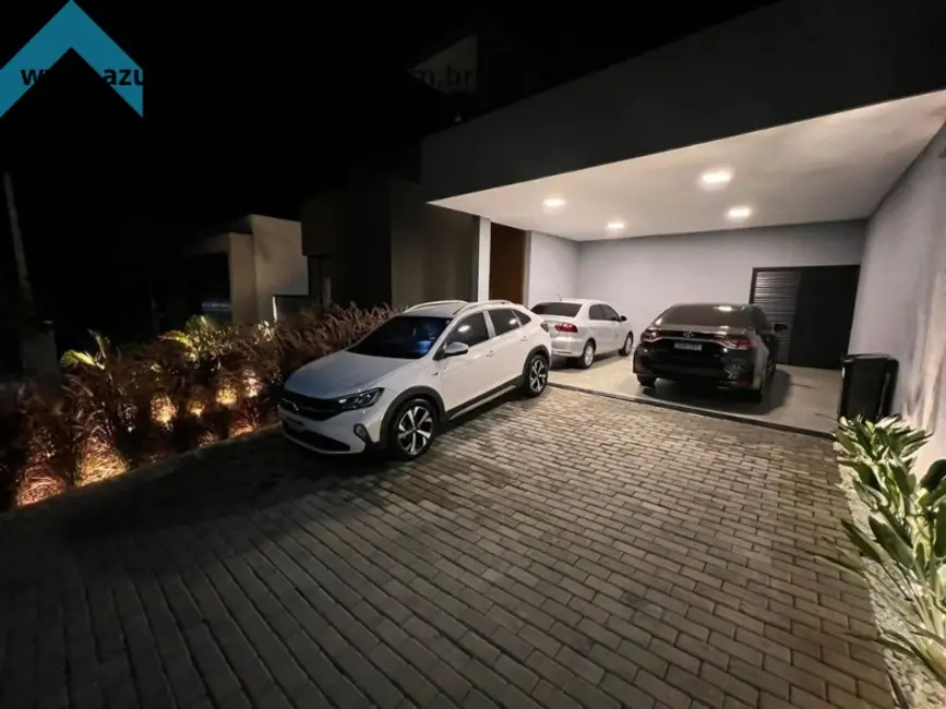 Casa de Condomínio com 3 quartos à venda, 252m2 em Atibaia - SP - imagem 2 Foto 2 de Casa de Condomínio com 3 quartos à venda, 252m2 em Atibaia - SP