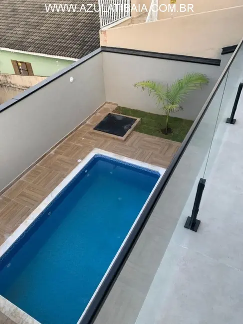 Foto 1 de Casa com 2 quartos à venda, 107m2 em Nova Cerejeira, Atibaia - SP