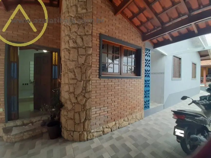 Foto 3 de Casa com 3 quartos à venda, 212m2 em Jardim do Lago, Atibaia - SP