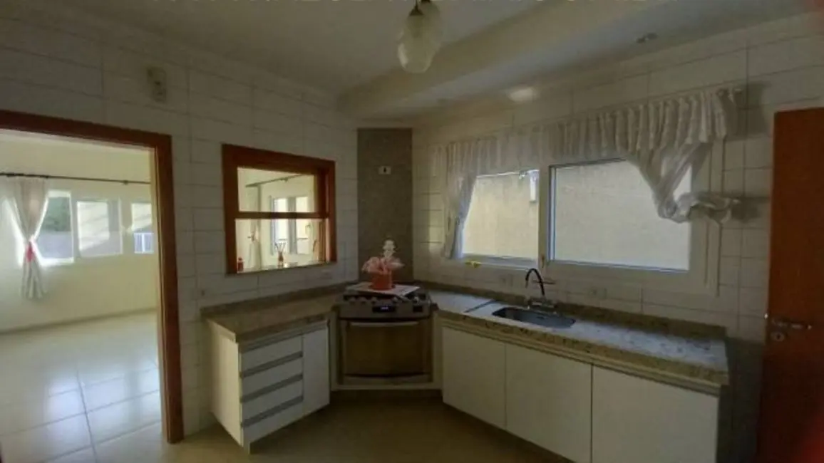 Foto 6 de Casa com 3 quartos à venda, 240m2 em Atibaia - SP