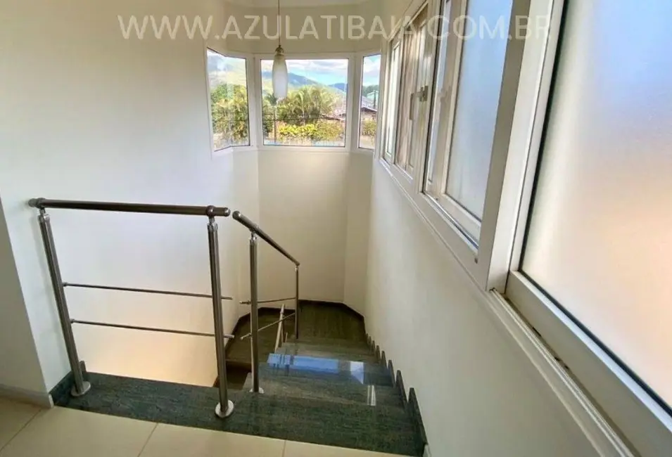 Foto 8 de Casa com 3 quartos à venda, 240m2 em Atibaia - SP