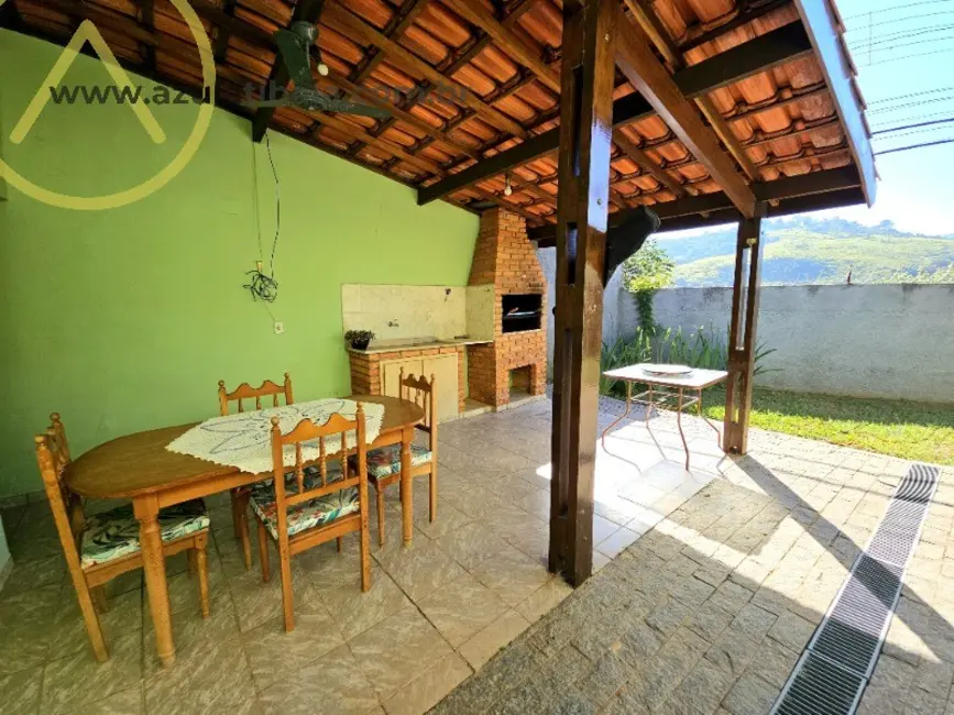 Foto 3 de Casa com 3 quartos à venda e para alugar, 200m2 em Atibaia - SP