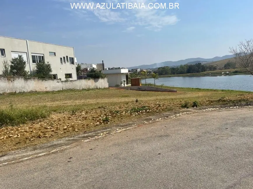 Foto 2 de Terreno / Lote à venda, 941m2 em Atibaia - SP