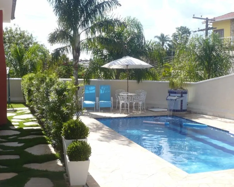 Casa de Condomínio com 3 quartos à venda, 340m2 em Parque Arco Iris, Atibaia - SP - imagem 1 Foto 1 de Casa de Condomínio com 3 quartos à venda, 340m2 em Parque Arco Iris, Atibaia - SP